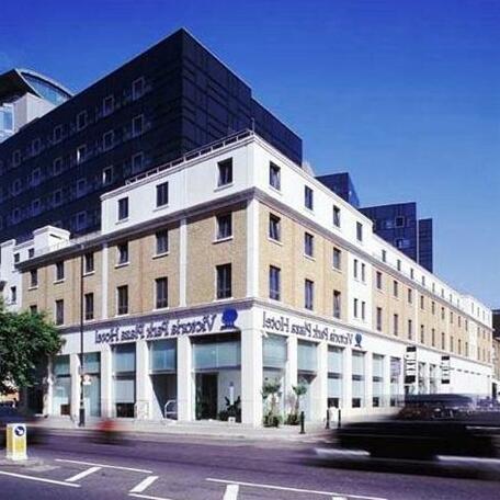 Park Plaza Victoria London