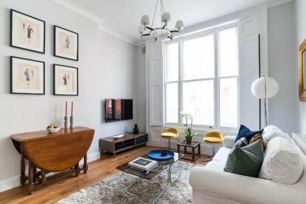 Plush 1-bedroom in Notting Hill - Photo4