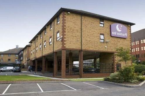 Premier Inn Romford Central London