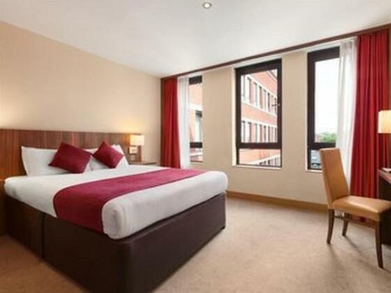 Ramada Hounslow - Heathrow East