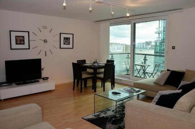 River Thames View Apartment - Photo4