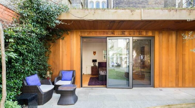 Romantic Bungalow in Notting Hill