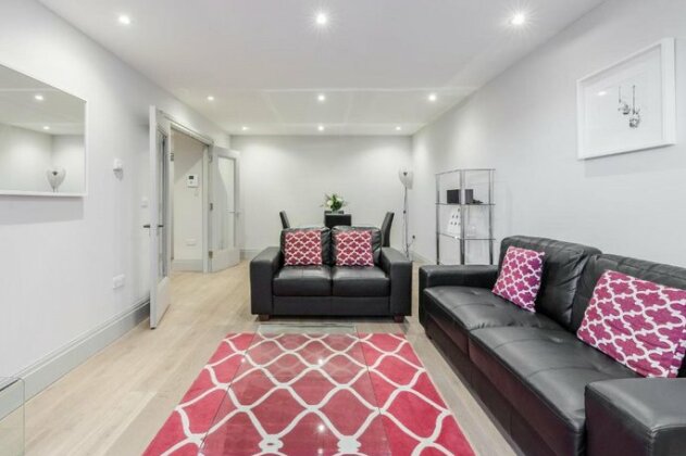 Roomspace Apartments -The Quadrant - Photo3