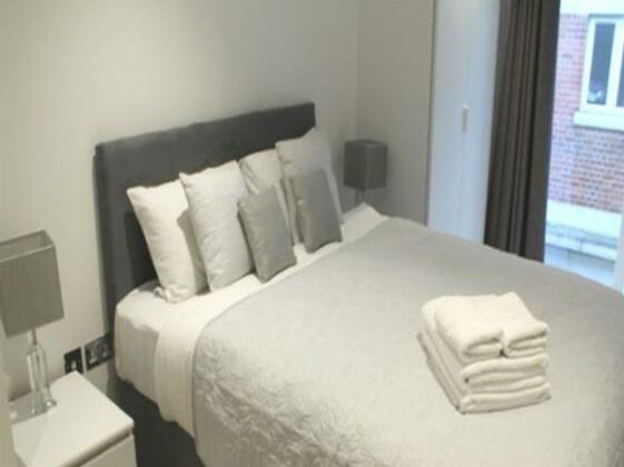 Shoreditch Square Apartment