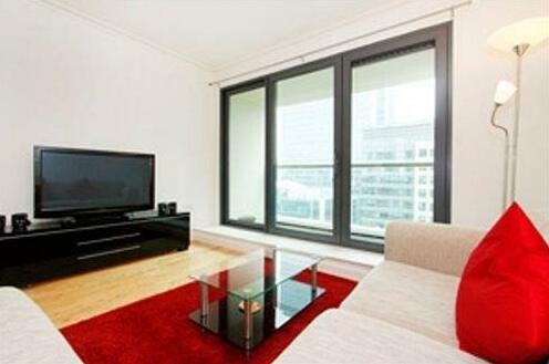 South Quay Serviced Apartments - Photo2