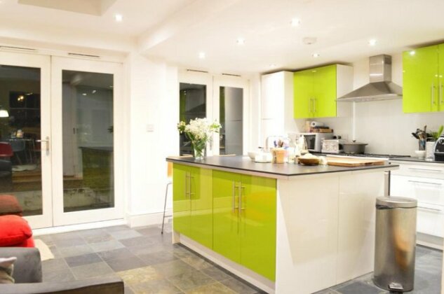 Spacious 2 Bedroom House Close to Notting Hill - Photo5