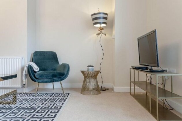 Spacious and Central Flat Near Regent's Park - Photo4