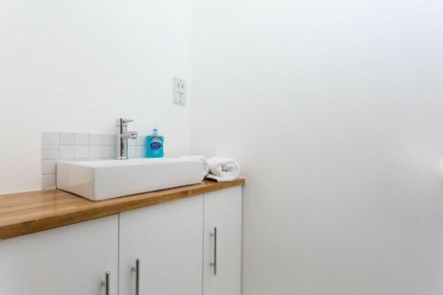 Spacious Flat with a Great View of the Shard - Photo2