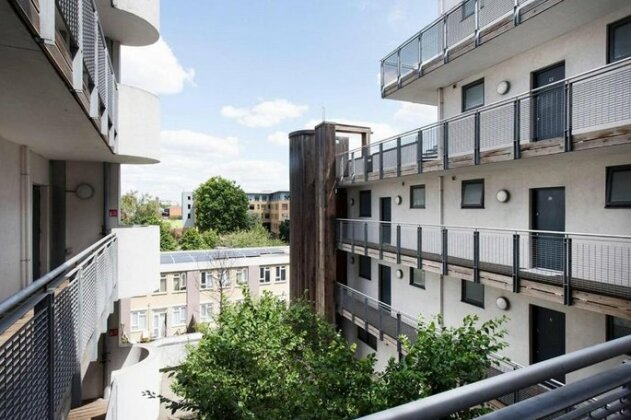 Stylish 2BR flat with balcony near King's Cross