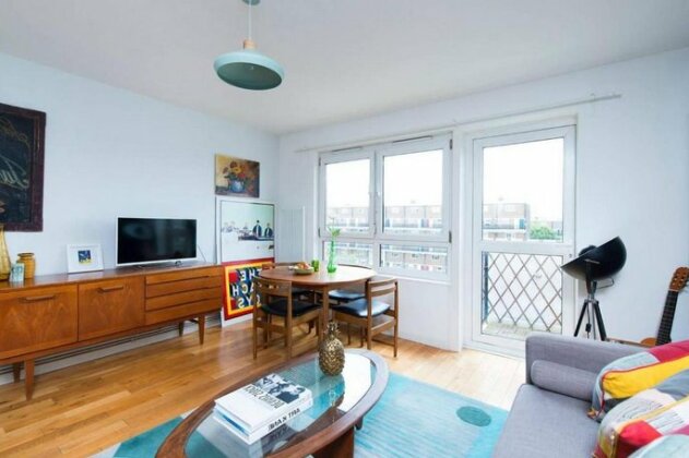 Stylish Central 2BR Flat with Tower Bridge Views - Photo2