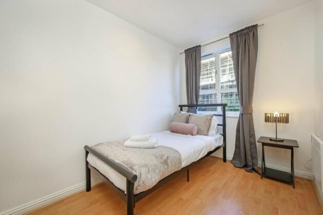 Suites by Rehoboth - The Hyde - London Zone 3