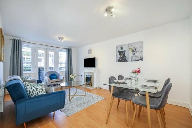 Suites by Rehoboth - The Hyde - London Zone 3 - Photo2