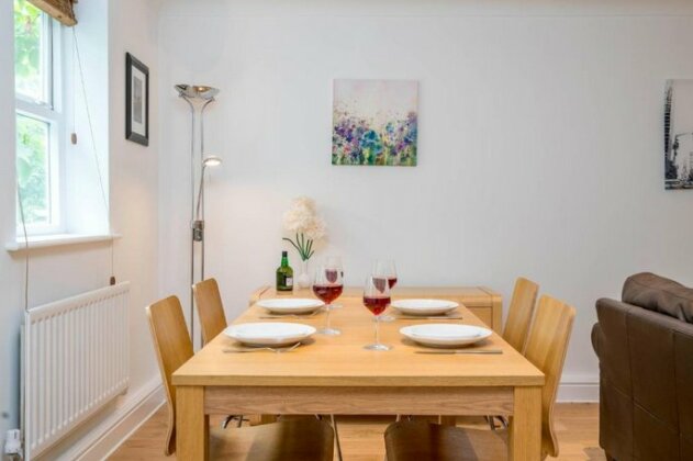 Sunny 2BR apt in the heart of Vauxhall by subway - Photo3