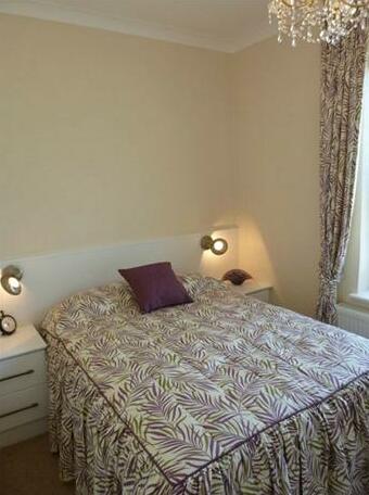 Thames View Serviced Apartment