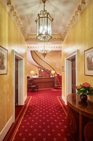 The Diplomat Hotel London - Photo2