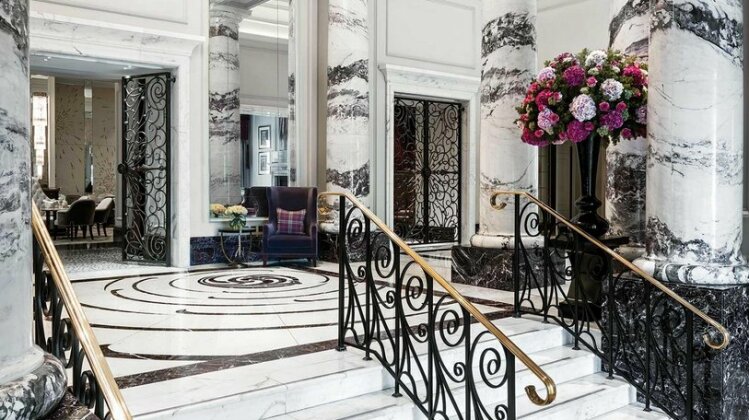 The Langham London - Photo3