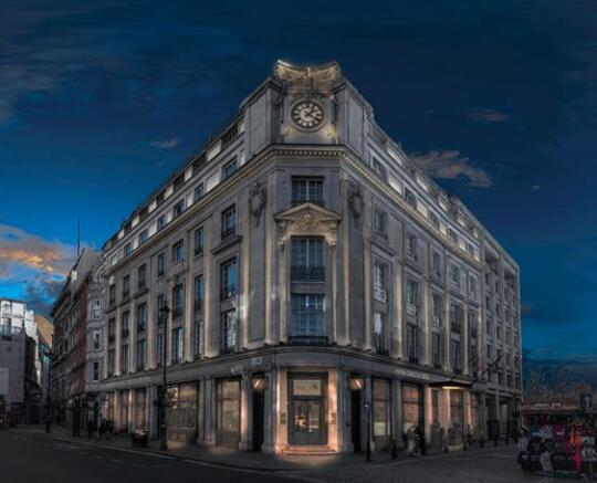 The Trafalgar St James London Curio Collection by Hilton