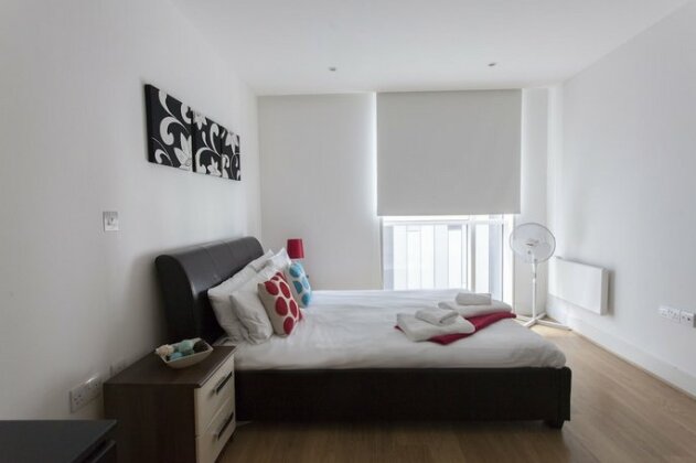 Times Square Apartments - Photo3
