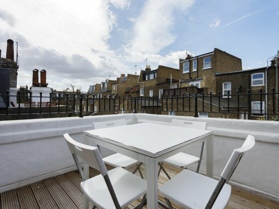Veeve 2 Bed Flat On Fulham Palace Road Fulham - Photo5