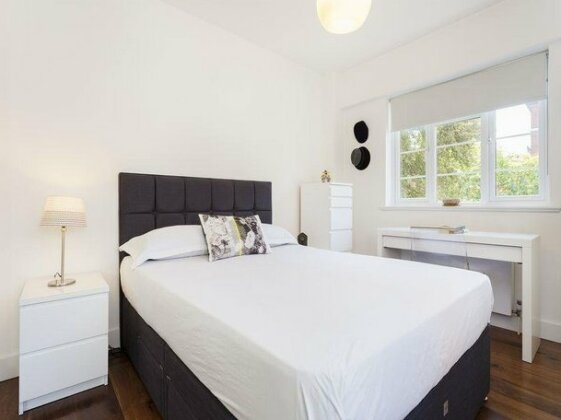 Veeve 2 Bed Flat On West End Lane West Hampstead - Photo2