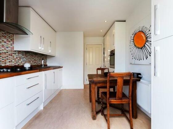 Veeve 2 Bed House On Leppoc Road Clapham - Photo4