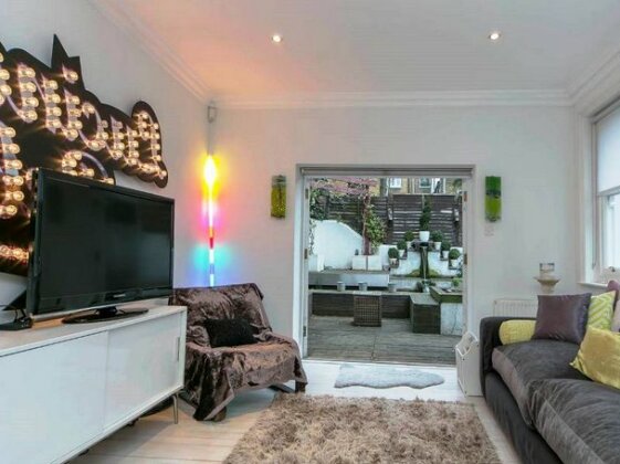 Veeve 2 Bed House On Stoneleigh Place Holland Park - Photo3