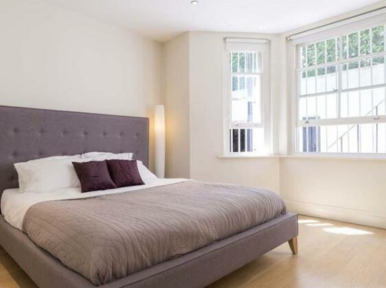 Veeve 2 Bed Kensington Apartment Elsham Road
