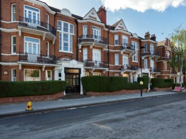 Veeve 3 Bed Flat Stamford Brook Avenue Chiswick