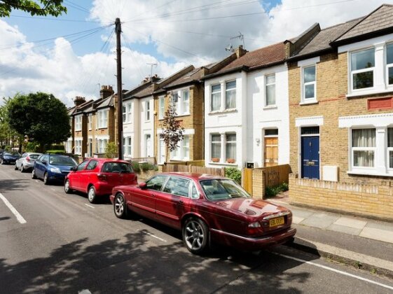 Veeve 3 Bed House Clarence Road Wimbledon