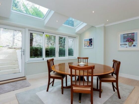 Veeve 3 Bed House On Avalon Road Fulham - Photo2