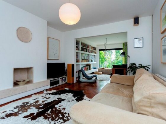 Veeve 3 Bed House On Mount View Road In Haringey - Photo3