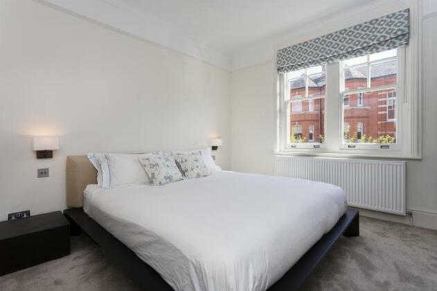 Veeve 4 Bed Apartment Charleville Mansions West Kensington - Photo3