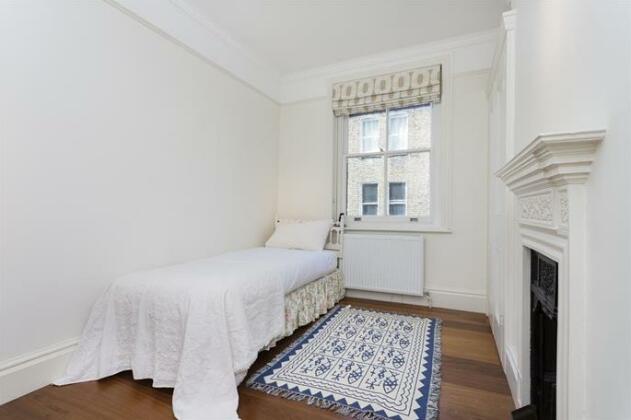 Veeve 4 Bed Apartment Charleville Mansions West Kensington - Photo5