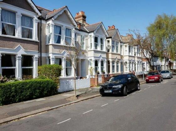 Veeve 4 Bed House On Havelock Road Wimbledon