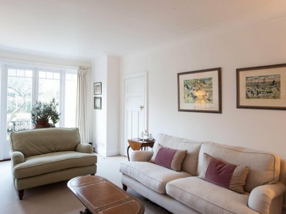 Veeve 4 Bedroom House With Garden Pensford Avenue Richmond - Photo3