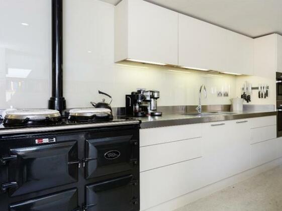 Veeve 5 Bed House Burghley Road Tufnell Park - Photo4