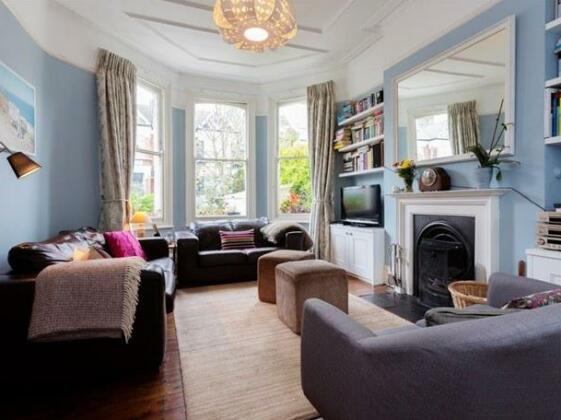 Veeve 5 Bed House On Linzee Road Crouch End - Photo5