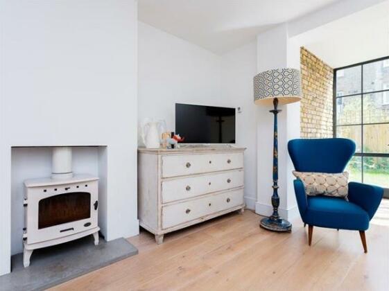Veeve Beautiful 4 Bed House On Kelmscott Road Clapham - Photo3