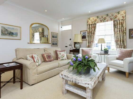 Veeve Charming 4 Bed Notting Hill Townhouse Farmer Street - Photo3