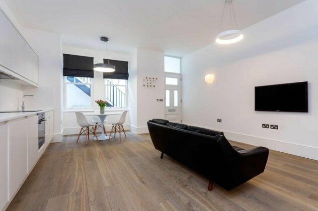 Veeve - Contemporary Studio in Swiss Cottage - Photo2