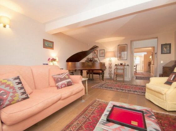 Veeve Edge St 3 Bed With Large Roof Terrace Notting Hill Kensington - Photo5