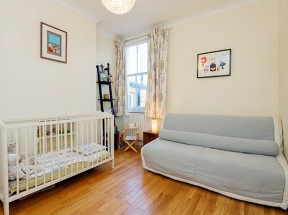 Veeve FrenchStyle 3 Bed Home Townmead Road Fulham