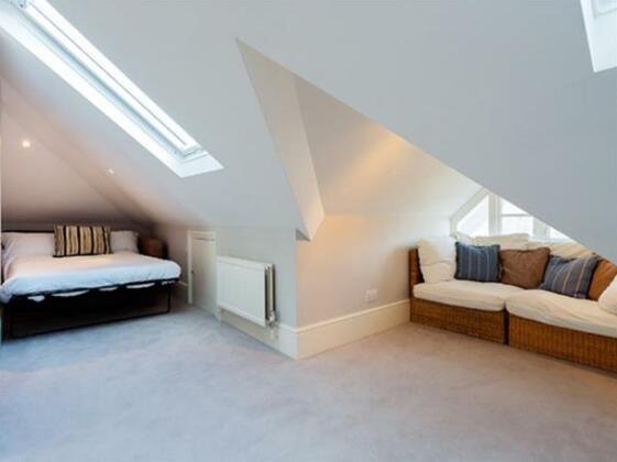Veeve Gorgeous Family Home In Clapham Rodenhurst Road - Photo2