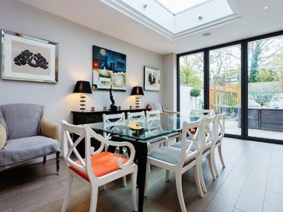 Veeve Gorgeous Family Home In Clapham Rodenhurst Road - Photo4