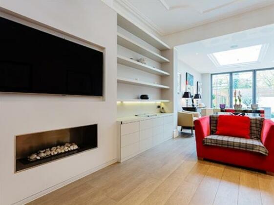 Veeve Gorgeous Family Home In Clapham Rodenhurst Road - Photo5
