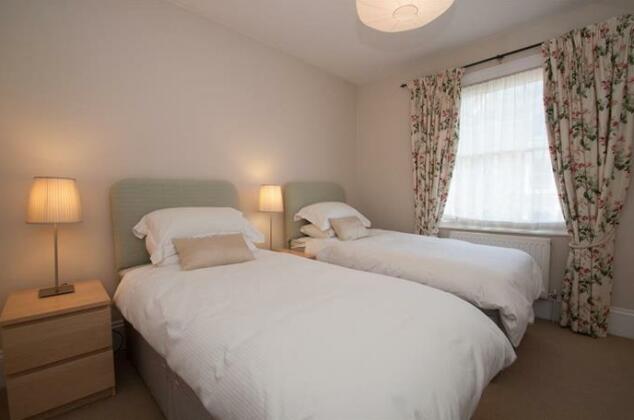 Veeve - Holiday Home Brook Green - Photo4