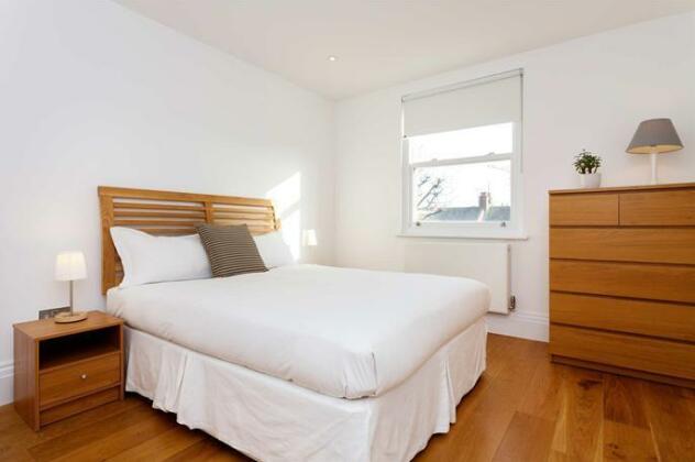Veeve - Ongar Road 2 bed near Chelsea