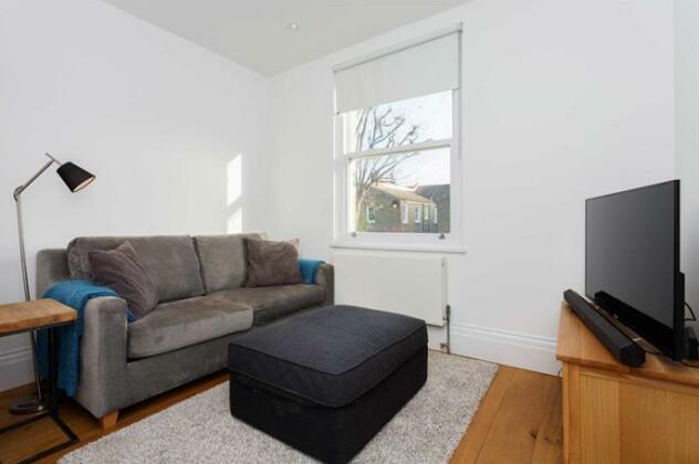 Veeve - Ongar Road 2 bed near Chelsea - Photo5