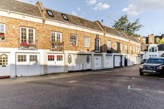 Veeve - Royal Crescent Mews - Notting Hill