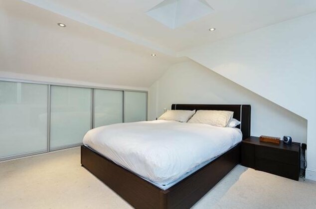 Veeve Smart 3 Bedroom Huntingdon Street Islington - Photo2